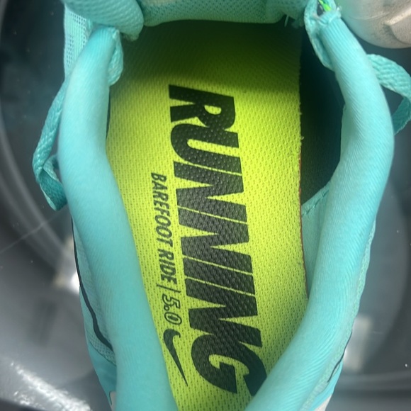 Blue and green Nike sneakers - Picture 2 of 4